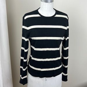 Ralph Lauren striped pullover top. Size large. 100% cotton. Excellent condition